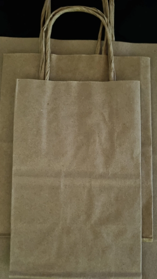 Sacola para presentear- PP ( 9,5x 7,5x 14,5cm)